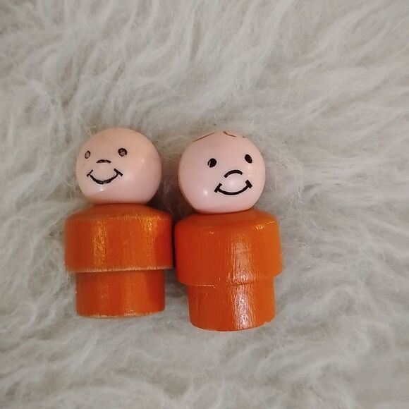 Lot Of 2 Vintage Fisher-Price Little People 1970s Orange Boy - Picture 1 of 4